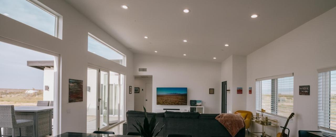 Coyote Tracks - A Modern Desert Experience Villa Joshua Tree Ngoại thất bức ảnh